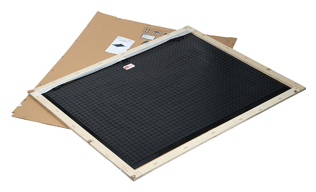 ASO Safety Solutions safety contact mat, 36 x 48in, integrated taper edge, 24 VAC/VDC operating voltage, polyurethane contact surface, black, IP65, 19.6ft/6m cable length, pigtail.-1602-4094