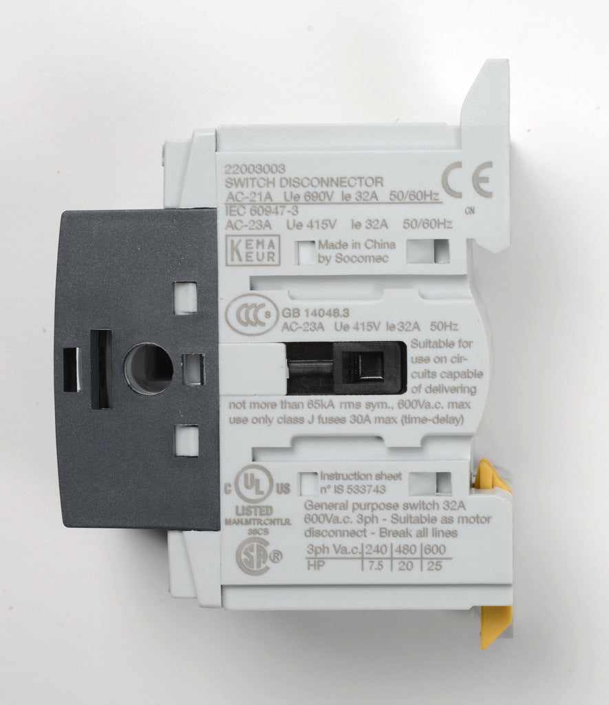 Socomec SIRCO M series rotary disconnect switch, load break capable, 3-pole, 600 VAC, 32A, 65kA SCCR, DIN rail or panel mount, UL 508 rated, front or side operated, accepts 5 x 5mm size shaft.-22003003
