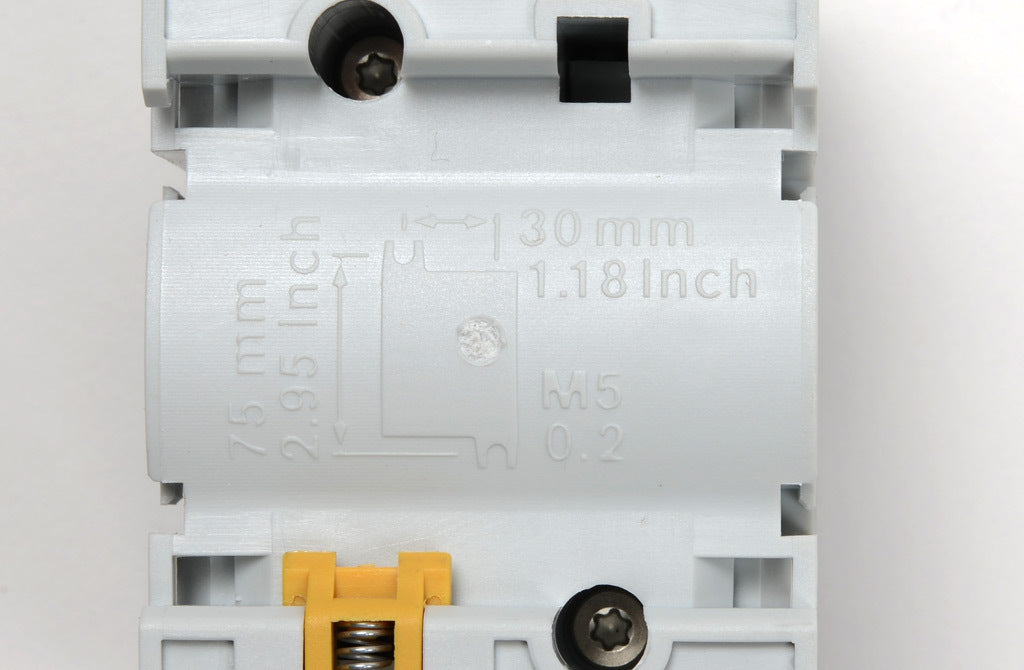 Socomec SIRCO M series rotary disconnect switch, load break capable, 3-pole, 600 VAC, 32A, 65kA SCCR, DIN rail or panel mount, UL 508 rated, front or side operated, accepts 5 x 5mm size shaft.-22003003