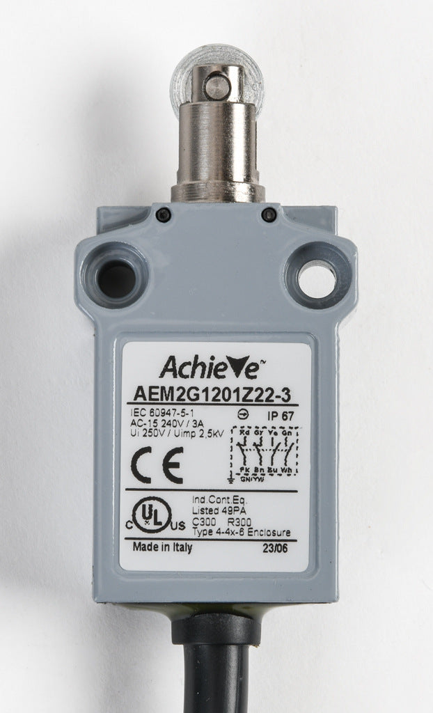 AchieVe compact limit switch, metal plunger with metal roller, (2) N.O./(2) N.C. contact(s), snap action, 25mm hole spacing, zinc alloy, pigtail, 9.8ft/3m cable length, bottom exit.-AEM2G1201Z22-3