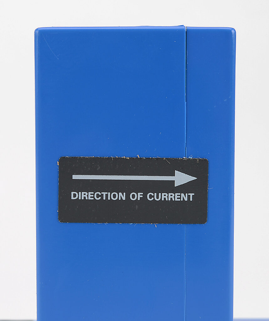 AcuAMP DC current transducer, large aperture fixed core, 0-1000A sensing range, 4-20 mA output.-DCT1000-42-24-F