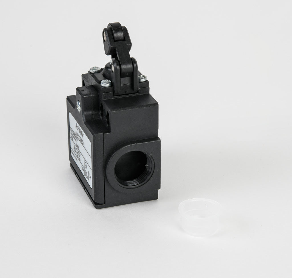 AchieVe IEC limit switch, one-way horizontal lever with metal roller and dust cap, 90-degree adjustable head, (1) N.O./(1) N.C. contact(s), snap action, 20-22mm or 40-42mm hole spacing, plastic, (2) PG11 cable entries with (1) 1/2in NPT adapter.-ADP2T35Z11