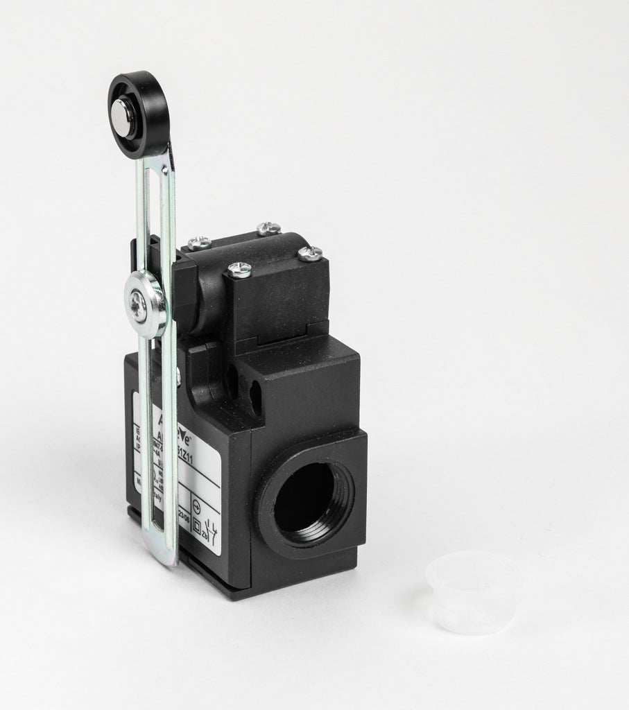 AchieVe IEC limit switch, side rotary adjustable lever with 18mm nylon roller, 90-degree adjustable head, (1) N.O./(1) N.C. contact(s), snap action, 20-22mm or 40-42mm hole spacing, plastic, (2) PG11 cable entries with (1) 1/2in NPT adapter.-ADP2T51Z11