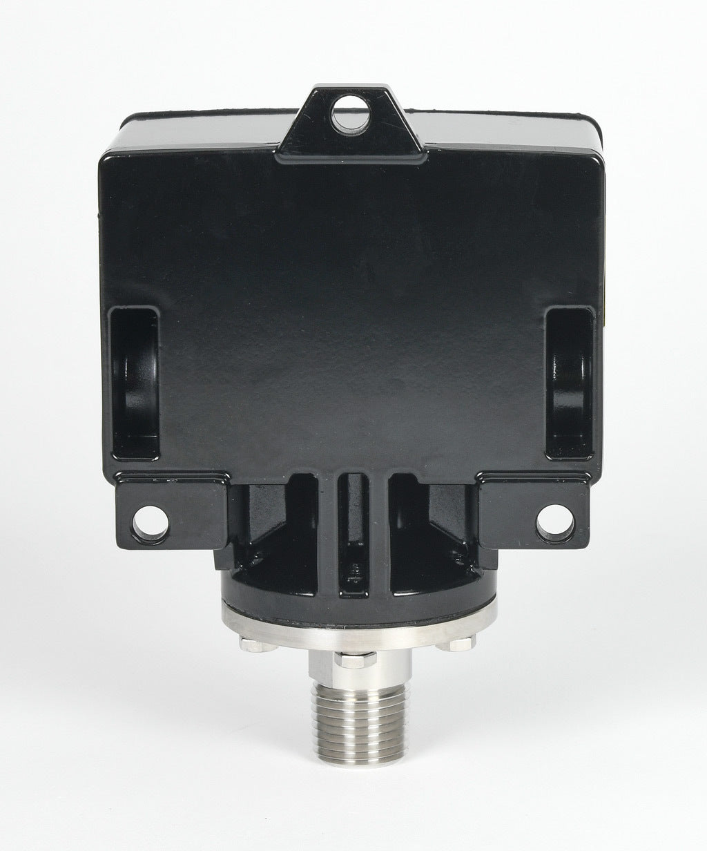 Ashcroft mechanical pressure switch, 150 to 1000 psig set point, 30 to 110 psig deadband range, Buna-N sensing element, Buna-N seal(s), SPDT 15A, 1/2in male NPT or 1/4in female NPT process connection, 3/4in female NPT conduit opening.-B424B1000