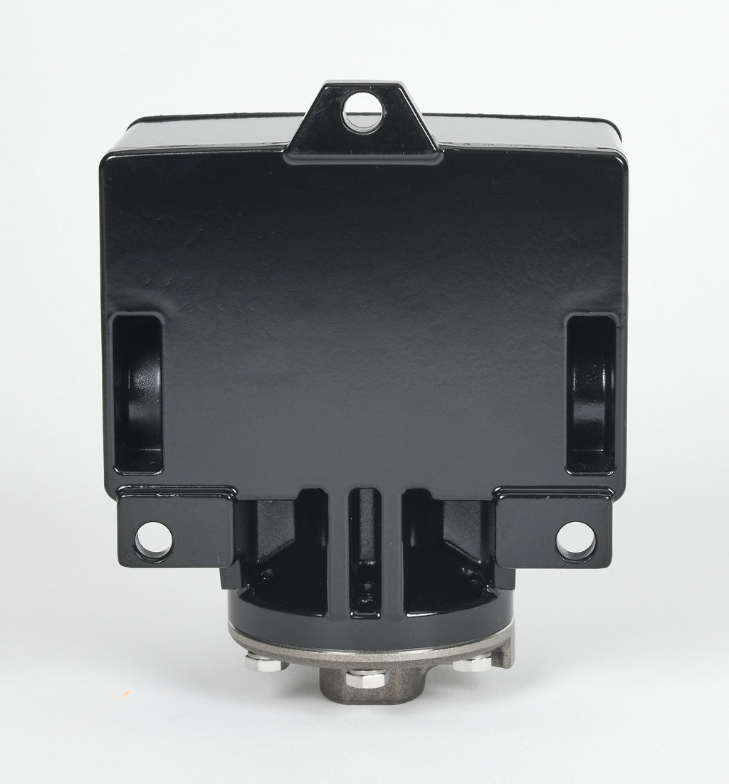 Ashcroft mechanical pressure switch, 2.25 to 15 psig set point, 0.5 to 1.5 psig deadband range, Buna-N sensing element, Buna-N seal(s), SPDT 15A, 1/4in female NPT process connection, 3/4in female NPT conduit opening.-B424B15