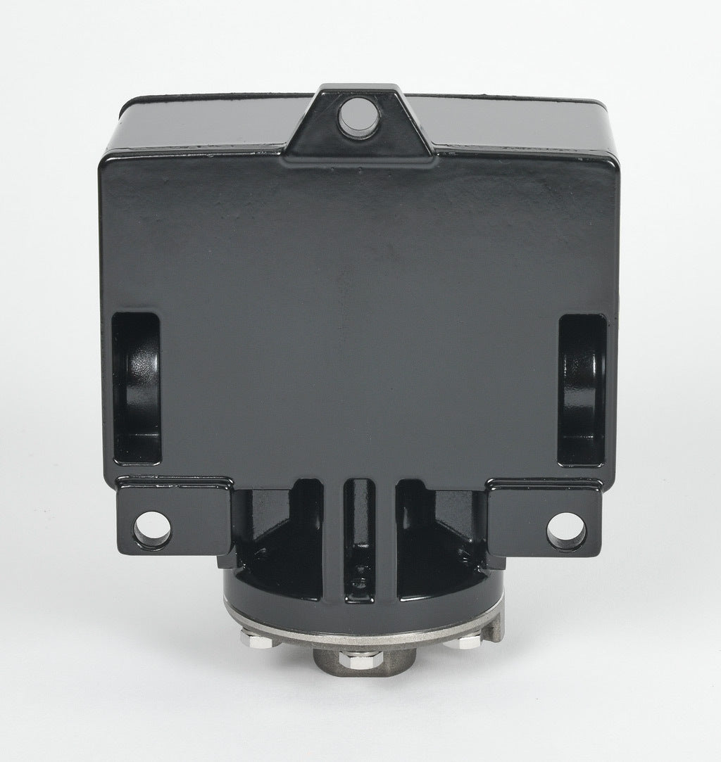 Ashcroft mechanical pressure switch, 4.5 to 30 psig set point, 0.5 to 1.5 psig deadband range, Buna-N sensing element, Buna-N seal(s), SPDT 15A, 1/4in female NPT process connection, 3/4in female NPT conduit opening.-B424B30