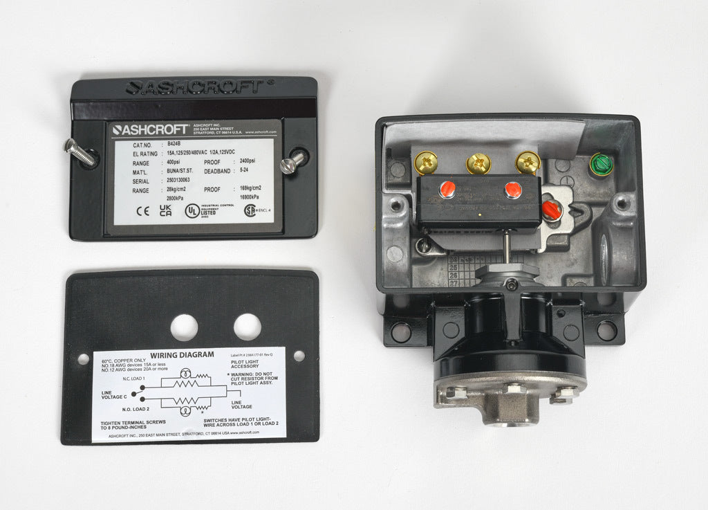 Ashcroft mechanical pressure switch, 60 to 400 psig set point, 5 to 24 psig deadband range, Buna-N sensing element, Buna-N seal(s), SPDT 15A, 1/4in female NPT process connection, 3/4in female NPT conduit opening.-B424B400