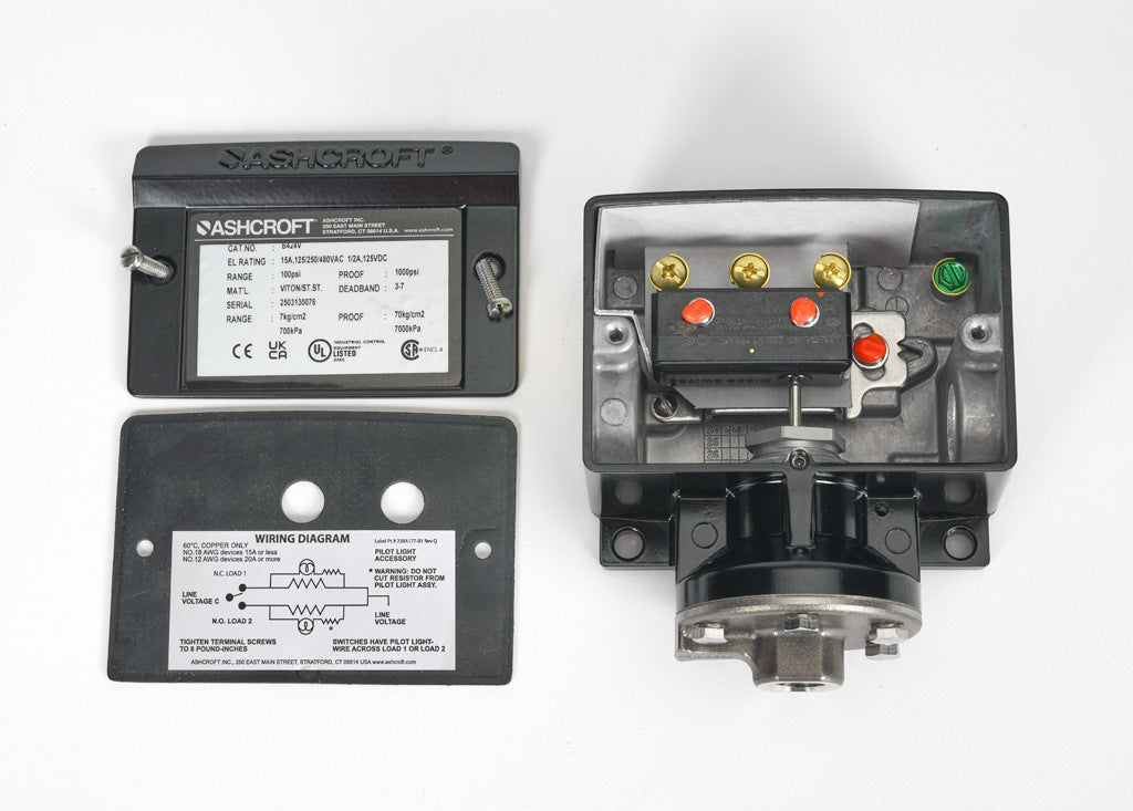 Ashcroft mechanical pressure switch, 15 to 100 psig set point, 2.1 to 7.0 psig deadband range, Viton sensing element, Viton seal(s), SPDT 15A, 1/4in female NPT process connection, 3/4in female NPT conduit opening.-B424V100
