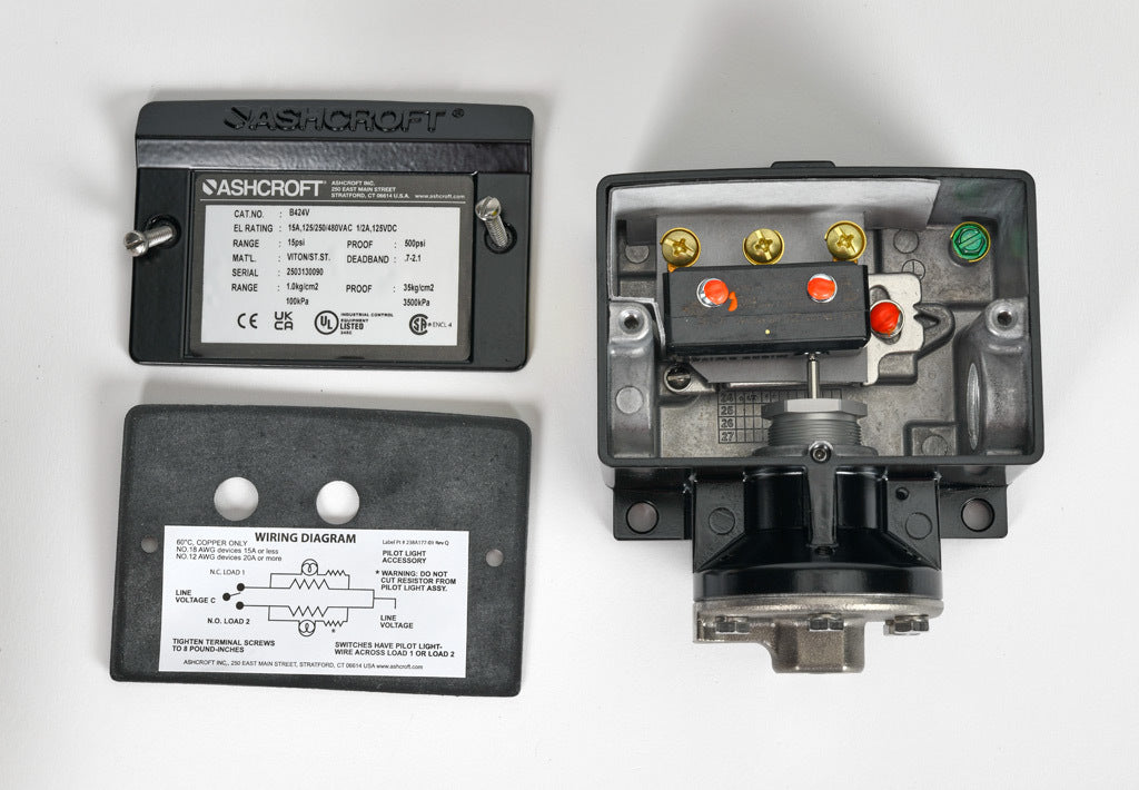 Ashcroft mechanical pressure switch, 2.25 to 15 psig set point, 0.7 to 2.1 psig deadband range, Viton sensing element, Viton seal(s), SPDT 15A, 1/4in female NPT process connection, 3/4in female NPT conduit opening.-B424V15