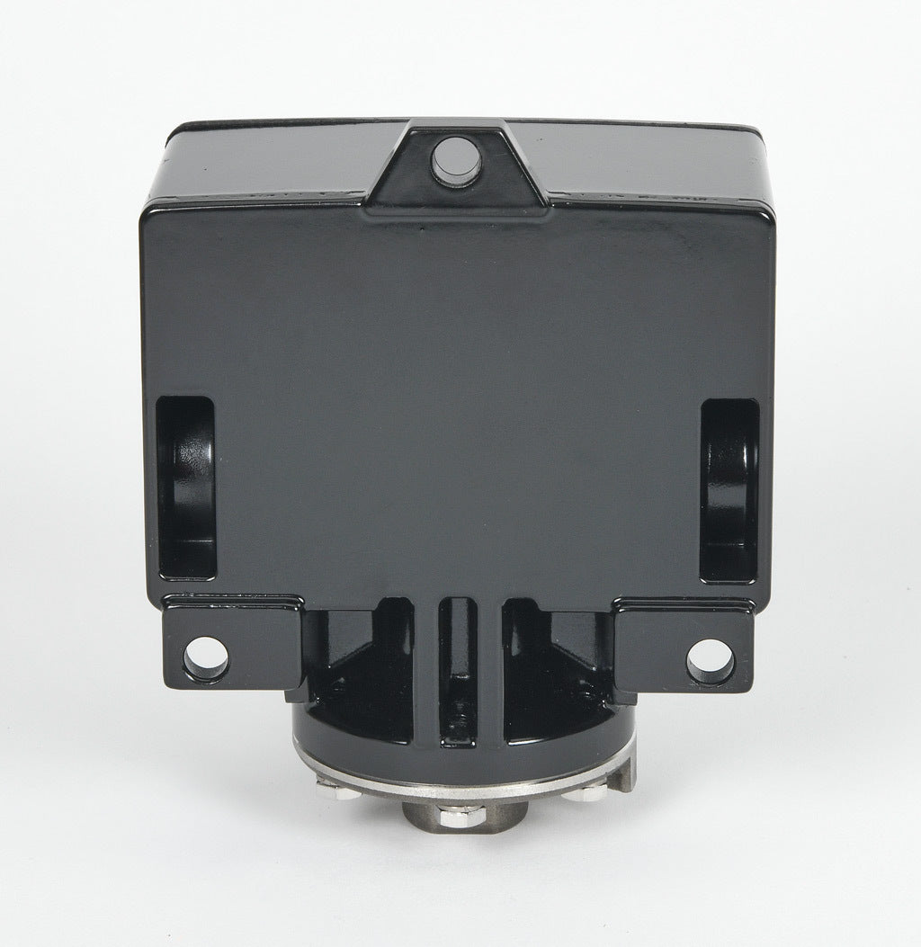 Ashcroft mechanical pressure switch, 4.5 to 30 psig set point, 0.7 to 2.1 psig deadband range, Viton sensing element, Viton seal(s), SPDT 15A, 1/4in female NPT process connection, 3/4in female NPT conduit opening.-B424V30